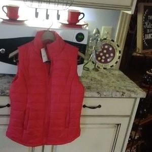 Rue 21 Red puffer vest new with tags